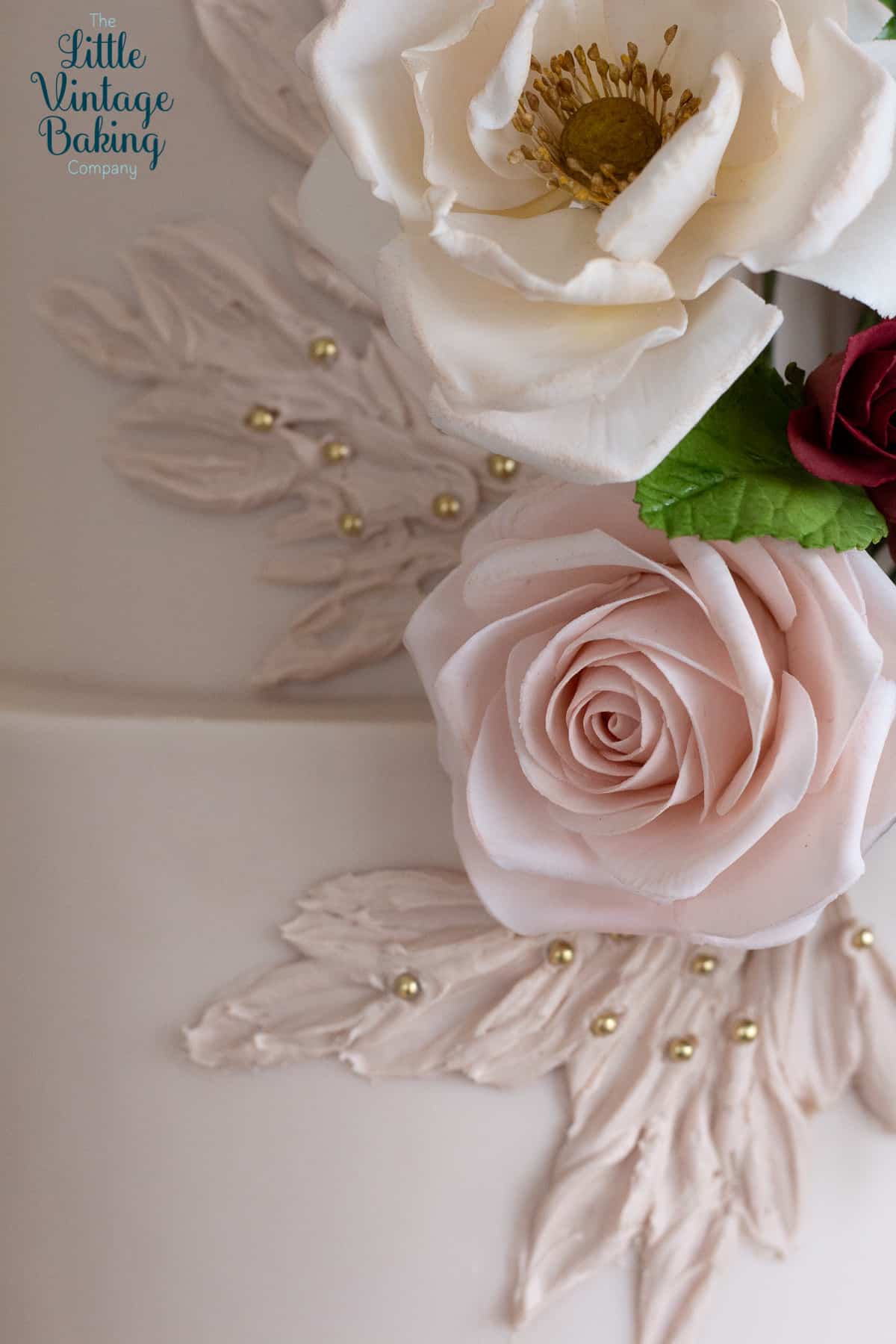 Romantic Roses Cake